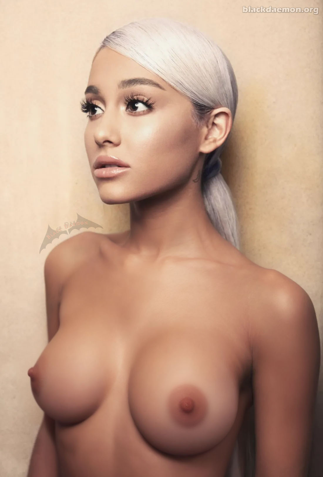 Ariana Grande topless